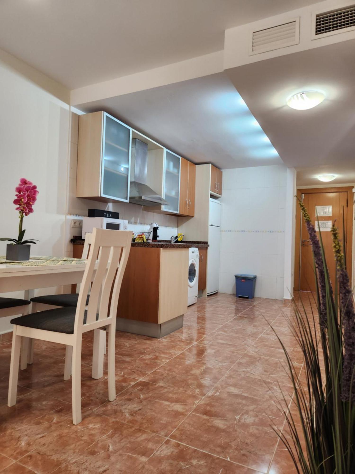 Apartment Bajo En Primera Linea De Vera-playa Con Piscina Privada!