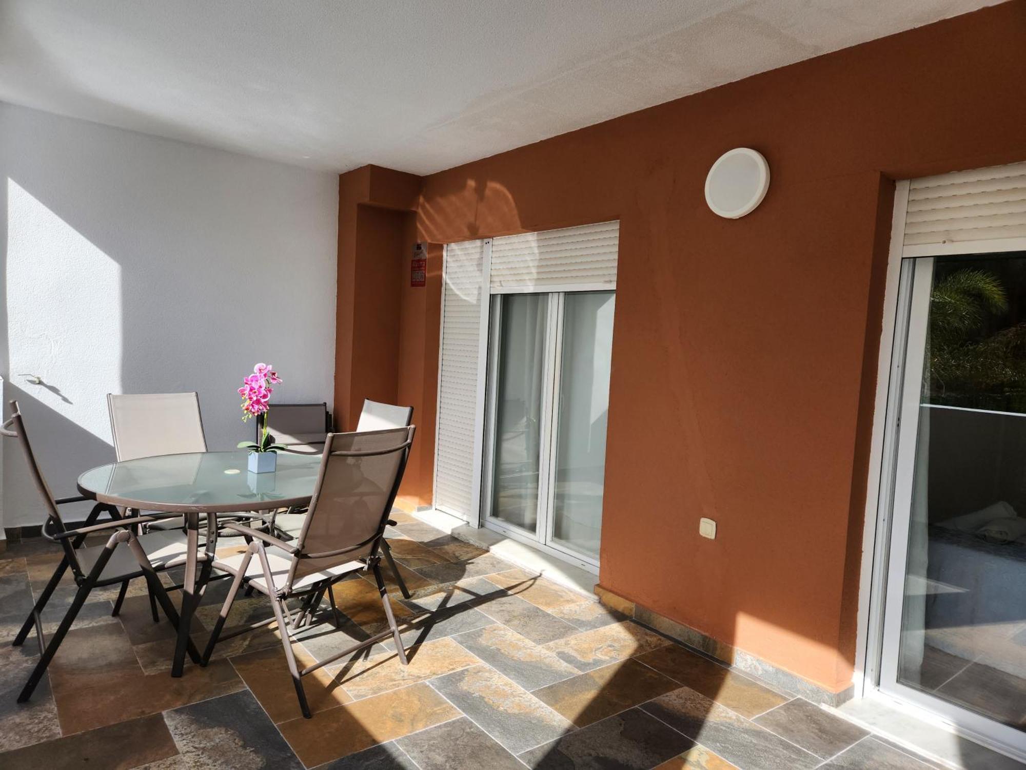 Apartment Bajo En Primera Linea De Vera-playa Con Piscina Privada!