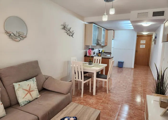 Bajo En Primera Linea De Vera-Playa Con Piscina Privada!
