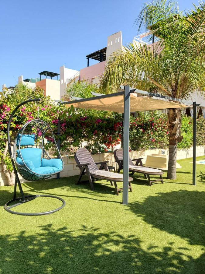 Bajo En Primera Linea De Vera-playa Con Piscina Privada! Vera