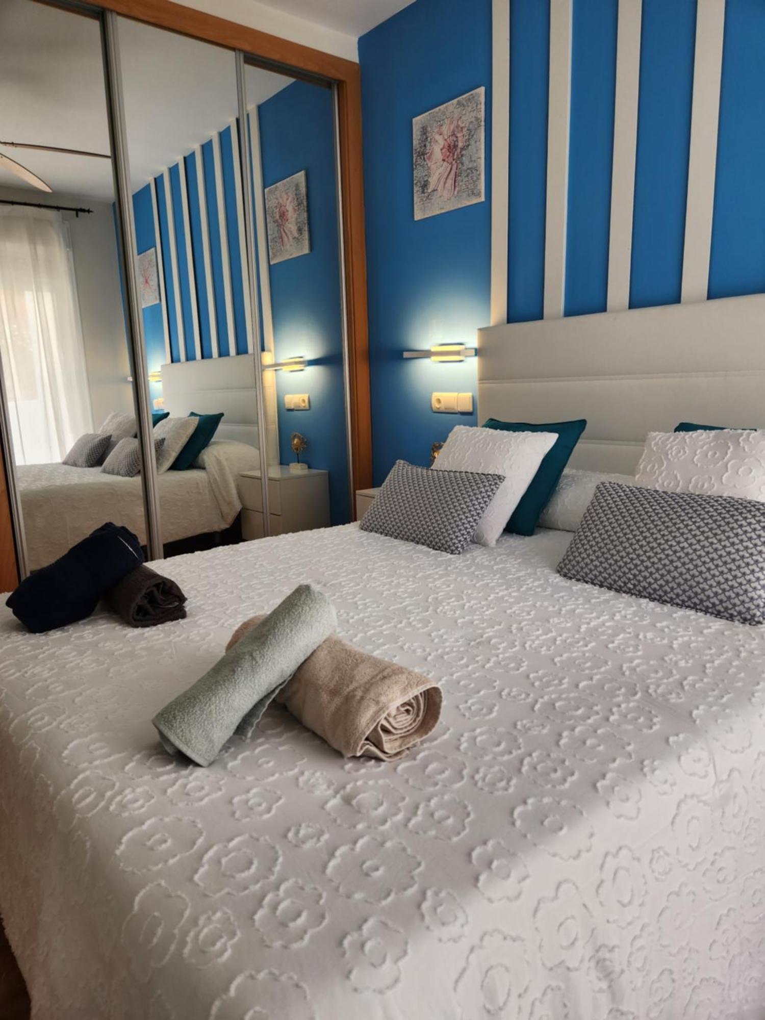 Bajo En Primera Linea De Vera-playa Con Piscina Privada! *